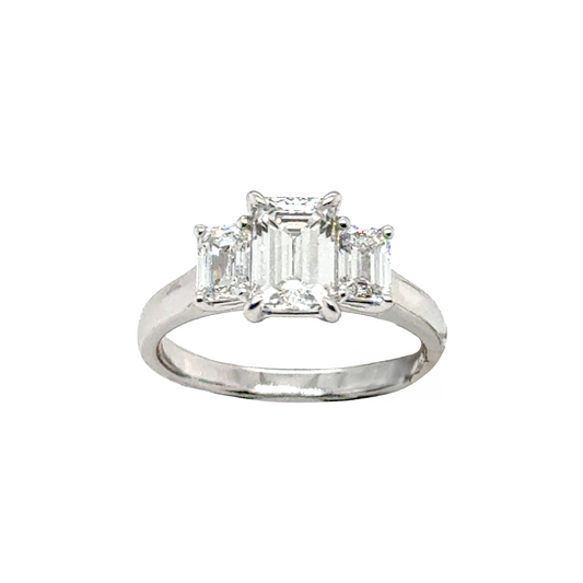 Emerald Cut Trilogy -  Paddington Jeweller - Ojco
