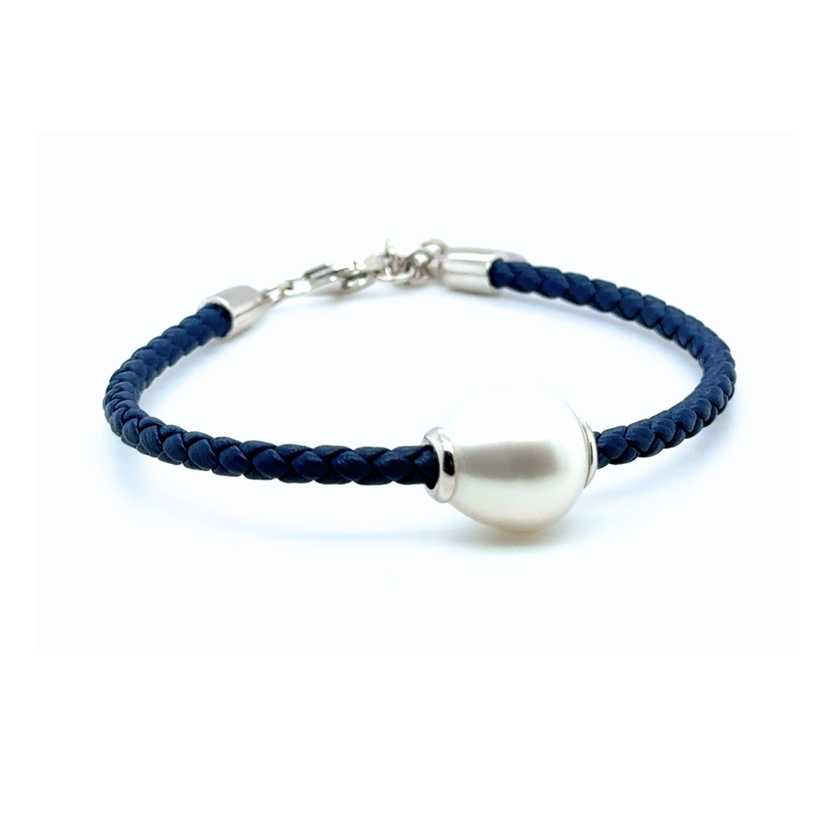 Autore South Sea Pearl leather bracelet in deep-blue leather – Naya Bracelet by Paddington Jewellery.