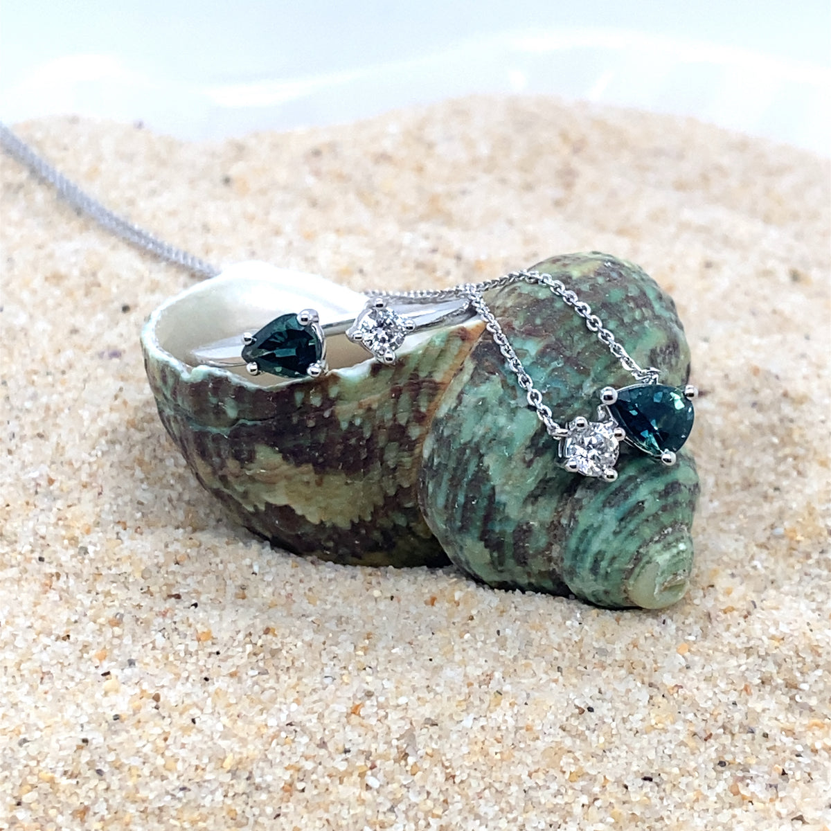 Twinkle - Necklace - Paddington Jeweller - Ojco