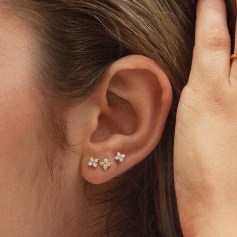 FLORETTA - 0.15ct Diamond Flower Stud Earrings -  Paddington Jeweller - Ojco