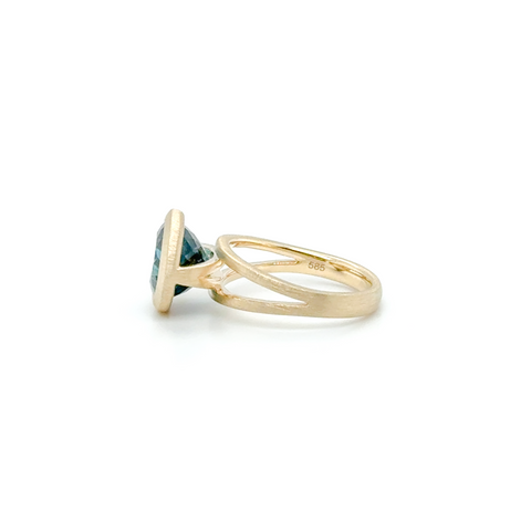 Alvar Oval Ring