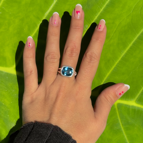 Alvar Cushion Ring