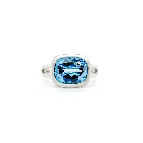Alvar Cushion Ring