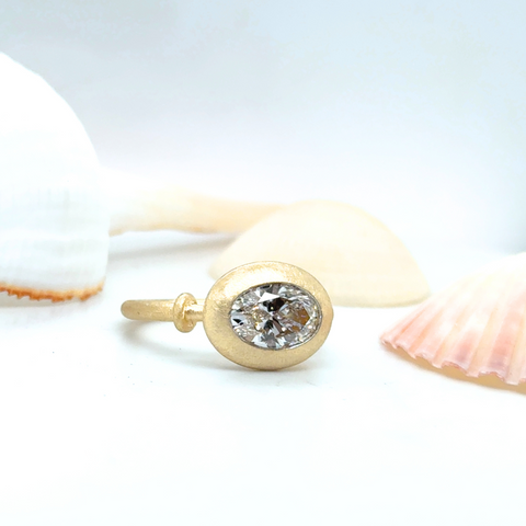 Rae - Custom Made Engagement Ring