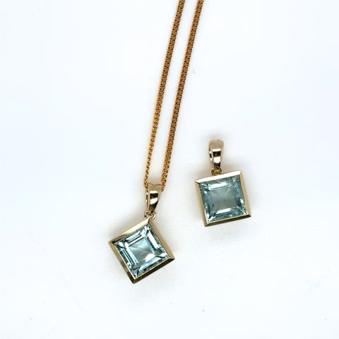Kaylee – Custom Aquamarine Pendant Set