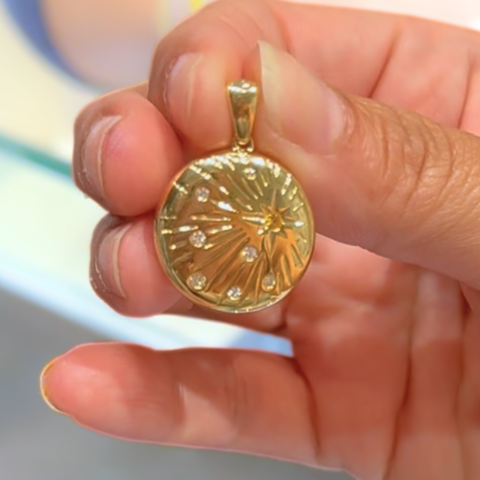 Thea – Custom Locket Pendant in 18kt Yellow Gold -  Paddington Jeweller - Ojco