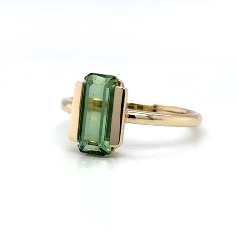 Kennedy – Green Tourmaline Ring