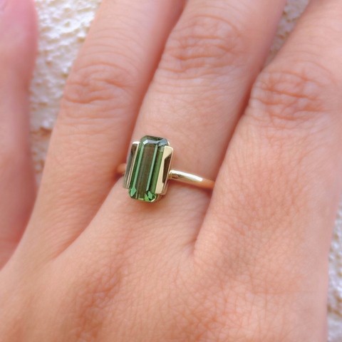Kennedy – Green Tourmaline Ring