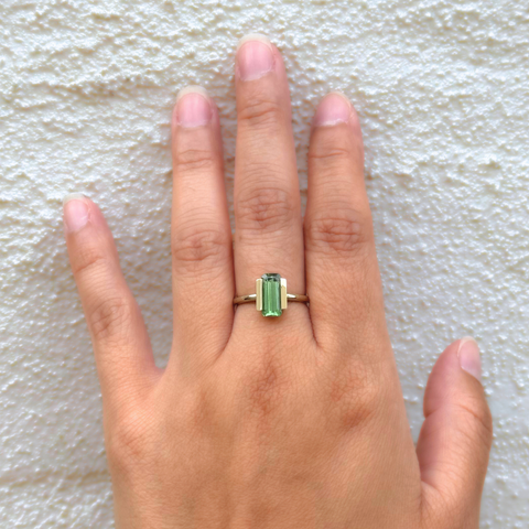 Kennedy – Green Tourmaline Ring