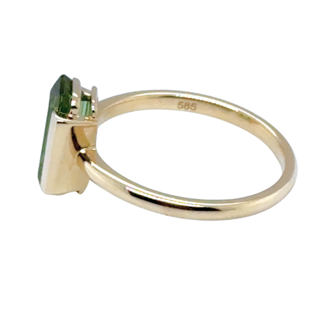 Kennedy – Green Tourmaline Ring