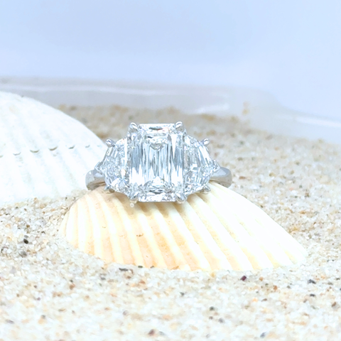 Amphitrite Trilogy Ring