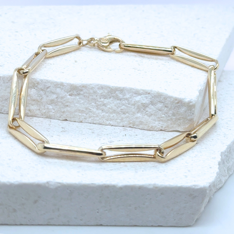 9kt gold bracelet styled on wrist
