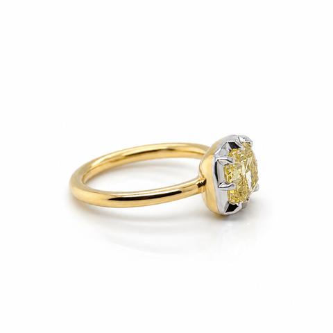 Astrid - Yellow Cushion-Cut Diamond