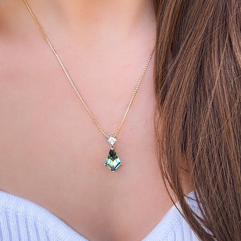 Kite Pendant