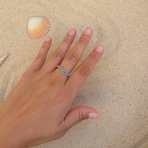Mark Custom Made - Curved Sapphire Ring