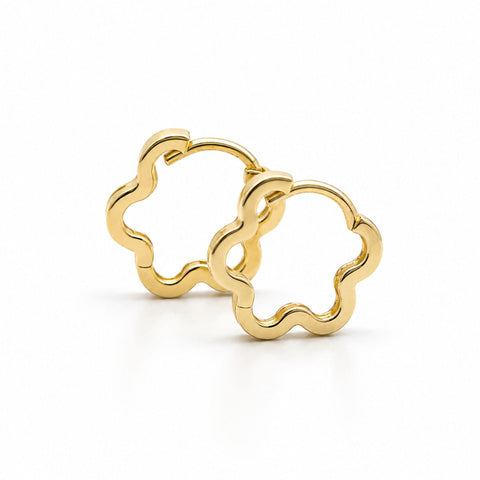 Hydrangea Huggie Earrings in 9K Yellow Gold