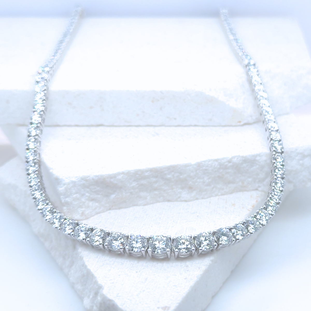 brilliant cut diamond tennis necklace detail