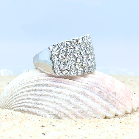 Aitana Diamond Wave Ring