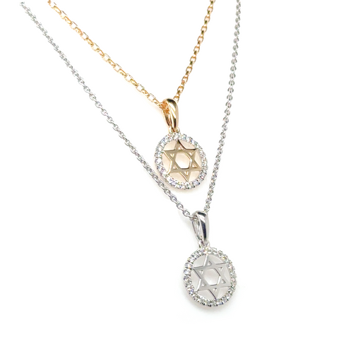 Star of David religious jewellery pendant close-up with chain