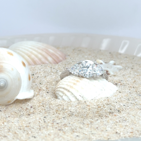 Hattie - Trilogy Diamond Ring -  Paddington Jeweller - Ojco