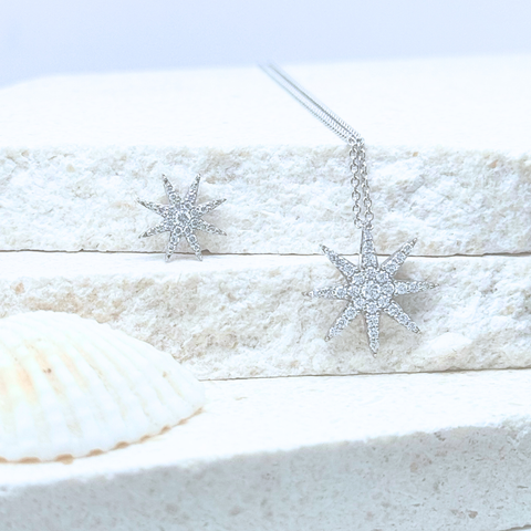 18kt white gold diamond star pendant 10mm