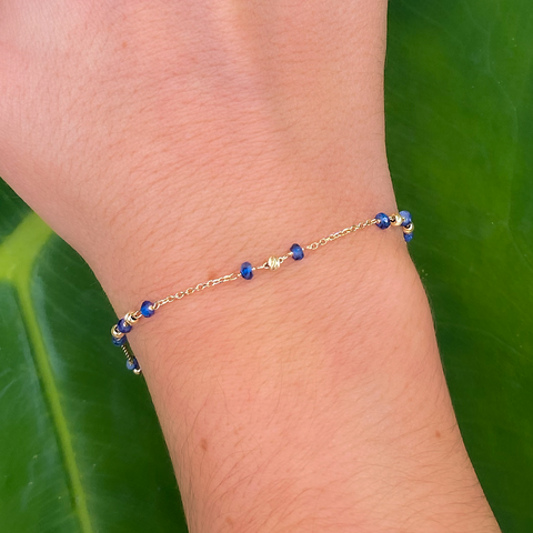 Sapphire on trace bracelet - 18cm