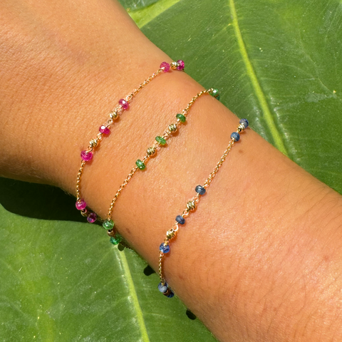 Emerald on trace bracelet - 18cm