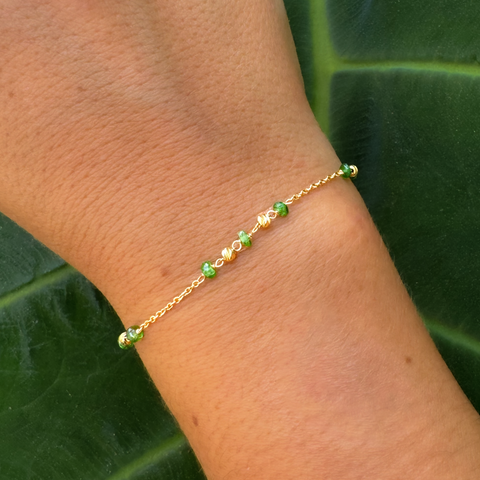 Emerald on trace bracelet - 18cm