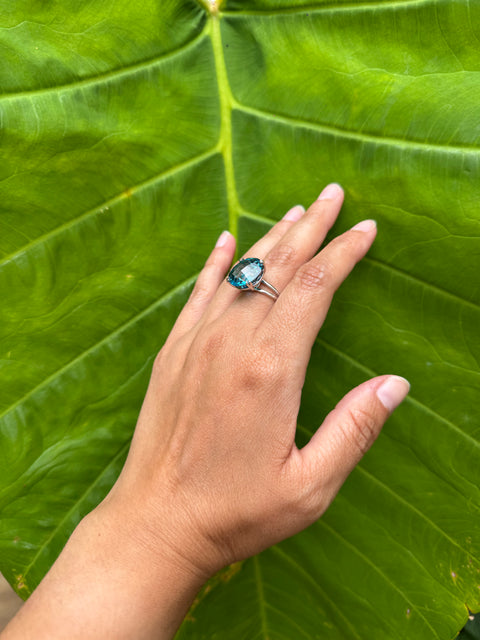 Paige - London Blue Topaz Cocktail Ring -  Paddington Jeweller - Ojco