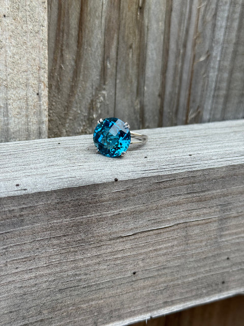 Paige - London Blue Topaz Cocktail Ring -  Paddington Jeweller - Ojco