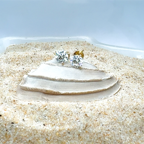 Leonor Studs Labgrown - 1.00ct