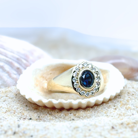 Noa - Sapphire Ring