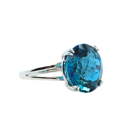 Paige - London Blue Topaz Cocktail Ring -  Paddington Jeweller - Ojco