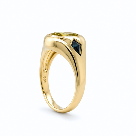 Helia - Yellow Beryl & Blue Sapphire Signet Ring in 14ct Yellow Gold