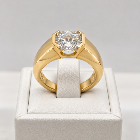 Danu – East-West Lab-Grown Diamond Engagement Ring