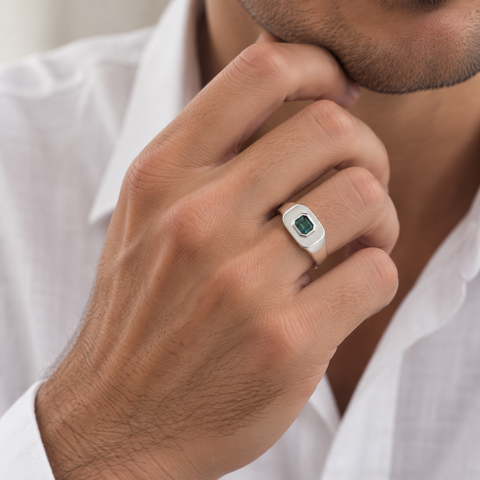 Rowan – Custom Parti Colour Sapphire Signet Ring