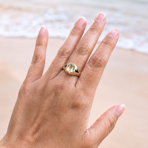 Helia - Yellow Beryl & Blue Sapphire Signet Ring in 14ct Yellow Gold